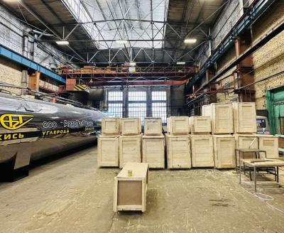 AvtoGazTrans LLC uses wooden boxes that meet the requirements of GOST 10198-91 when shipping finished products.